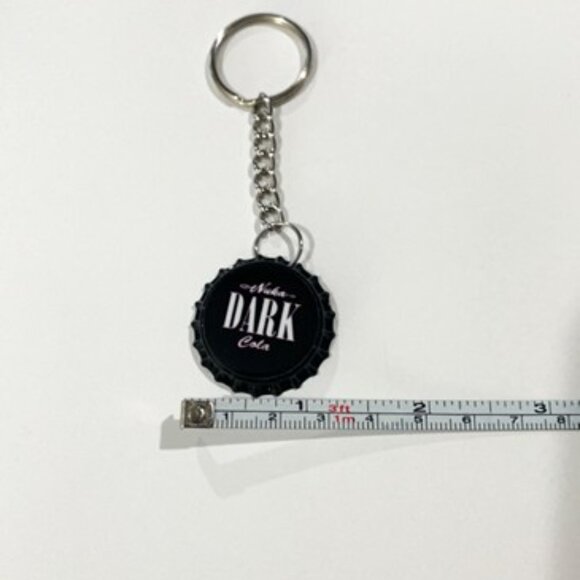 Fallout 4 Nuka Cola Dark Cap Keychain - 3.5inch Gaming Keychain - Picture 6 of 7